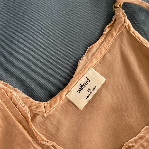 Wilfred Ruffle Camisole Bundle - Picture 3 of 6